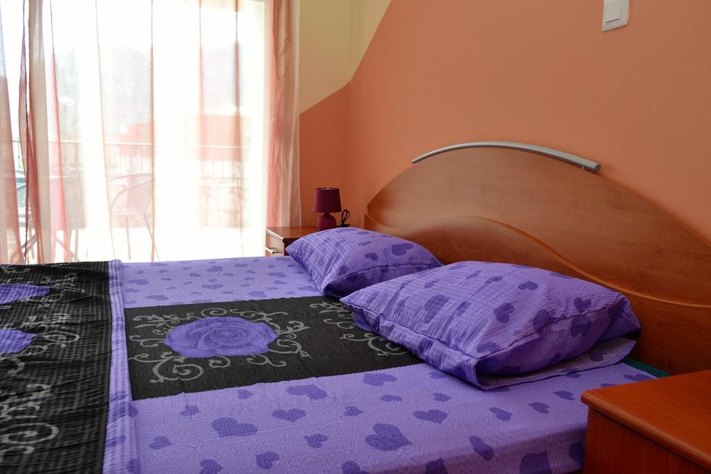 Apartments Villa Marta - Begovic Kotor Bagian luar foto