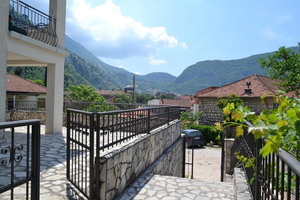 Apartments Villa Marta - Begovic Kotor Bagian luar foto