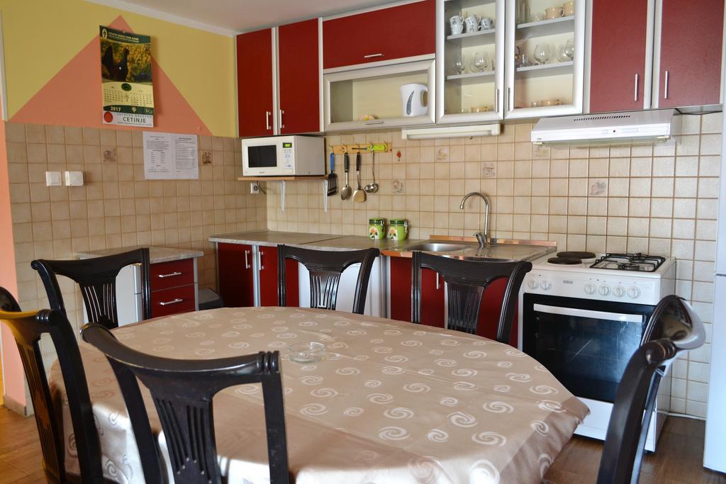 Apartments Villa Marta - Begovic Kotor Bagian luar foto
