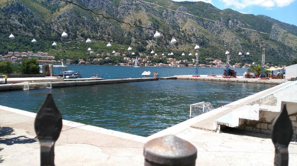Apartments Villa Marta - Begovic Kotor Bagian luar foto